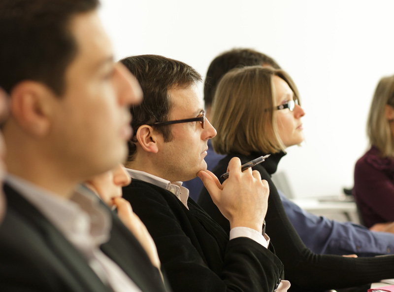 Conduire les équipes et les organisations