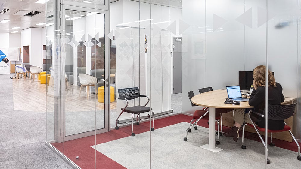 Espace de travail sur le campus de Paris