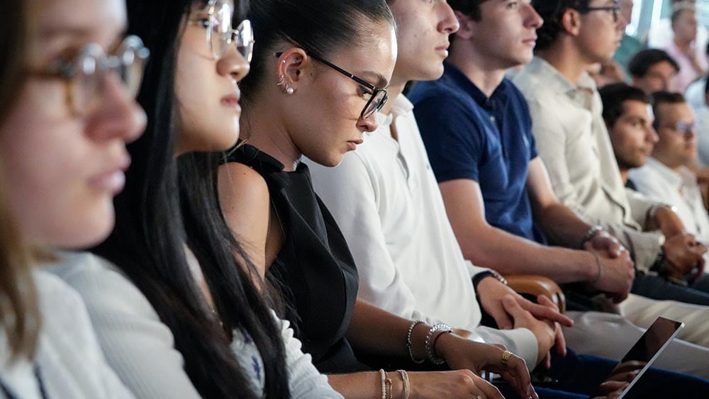 étudiants en amphithéâtre 