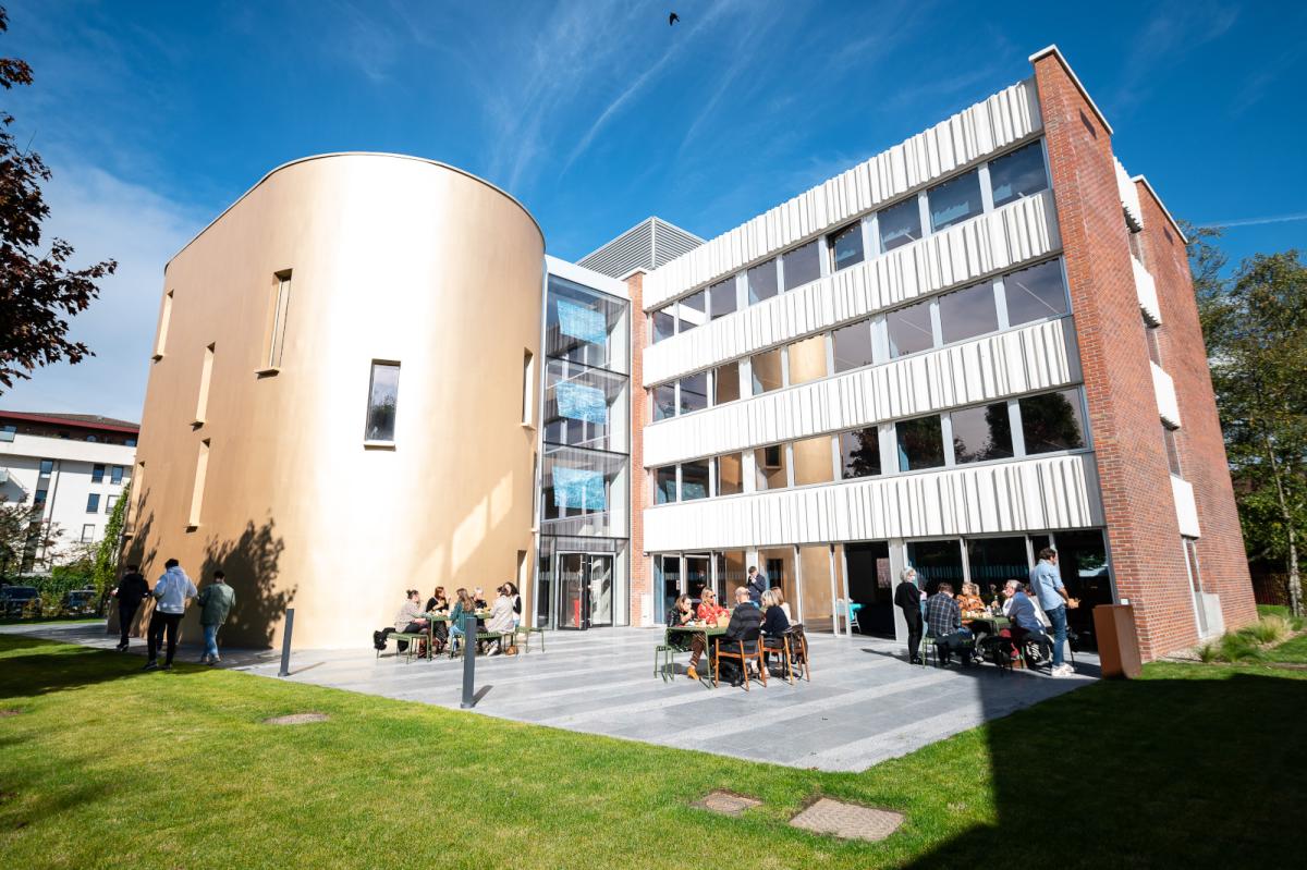 L'Edhec dévoile son nouveau campus roubaisien, tourné vers  l'entrepreneuriat