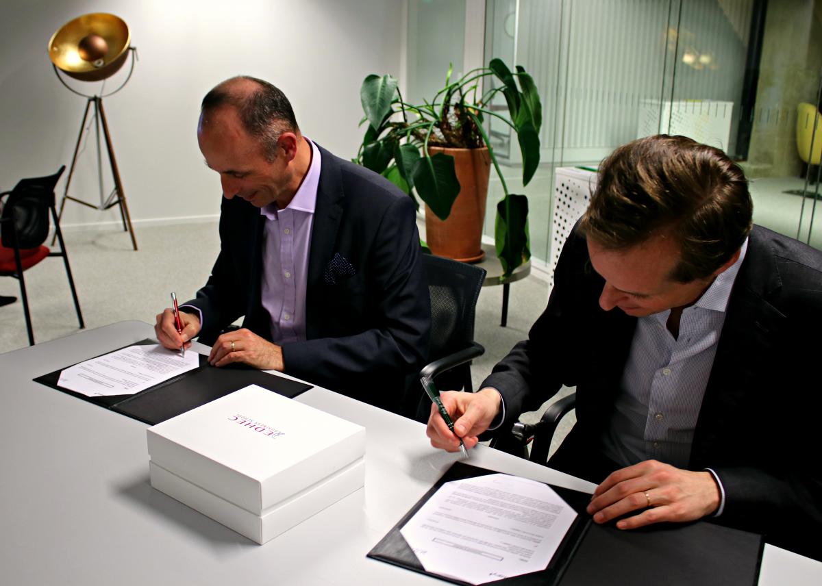 Signature du partenariat entre EDHEC Business School et Somfy