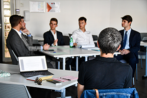 étudiants sur ordinateur