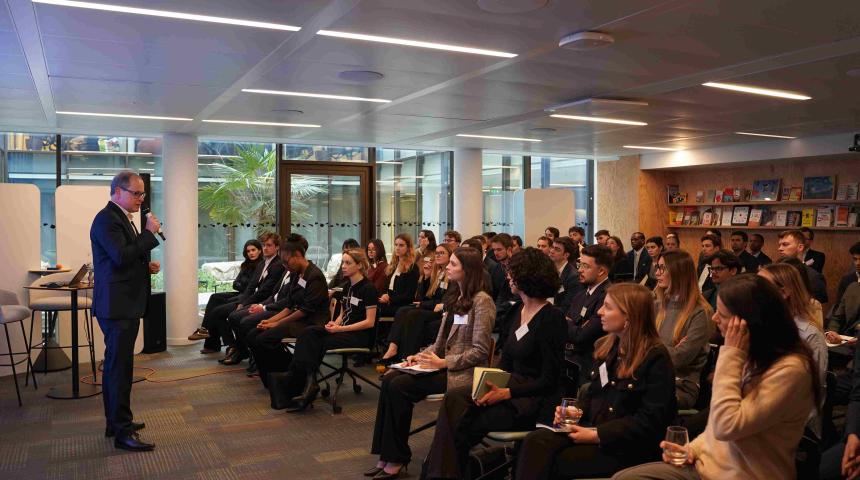 Visit EY Lab
