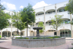 ITESM, Universidad de Monterrey (Queretaro)