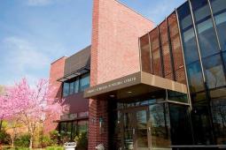 Brandeis University International Business School