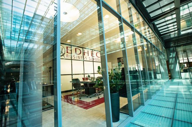 Advisory room on the EDHEC Paris campus